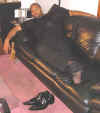 3274B_JW_SHNXHBLK-O_XL0607_lying_on_sofa.jpg (665075 bytes)