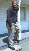 32B_JW_BlkStAdSqT_TNAPSIBK-M_stand.JPG (217864 bytes)